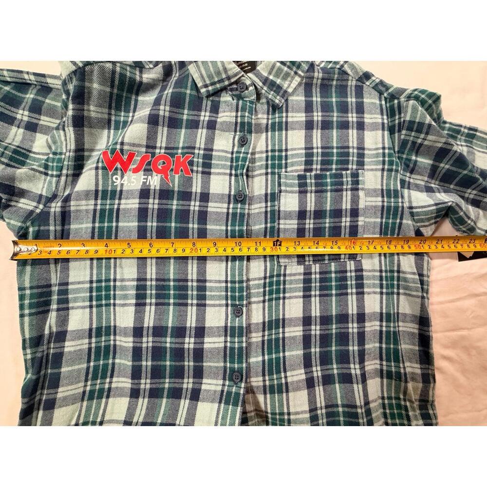 NWT Netflix Stranger Things x No Boundaries Cotton Cropped Flannel Size XS (0-2) - Picture 9 of 12